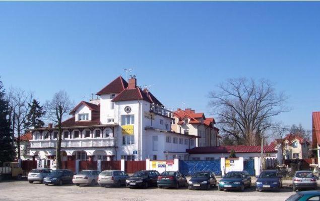 Piaseczno Willa Staropolska ภายนอก รูปภาพ